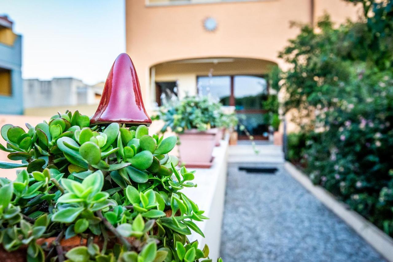 Sun&Sardinia Hotell Monserrato Exteriör bild