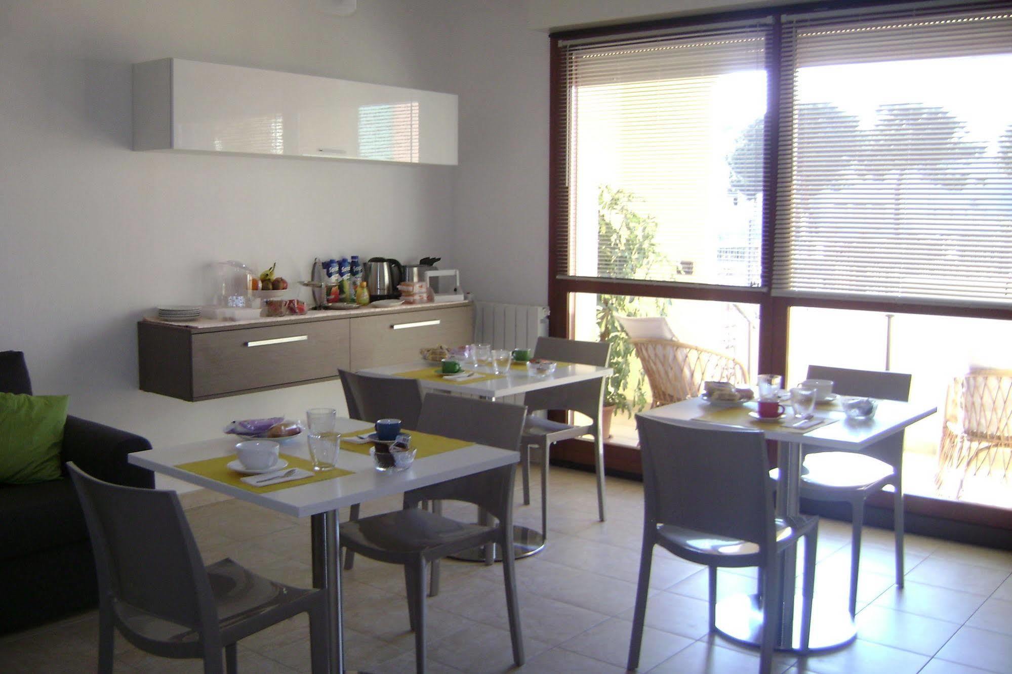 Sun&Sardinia Hotell Monserrato Exteriör bild